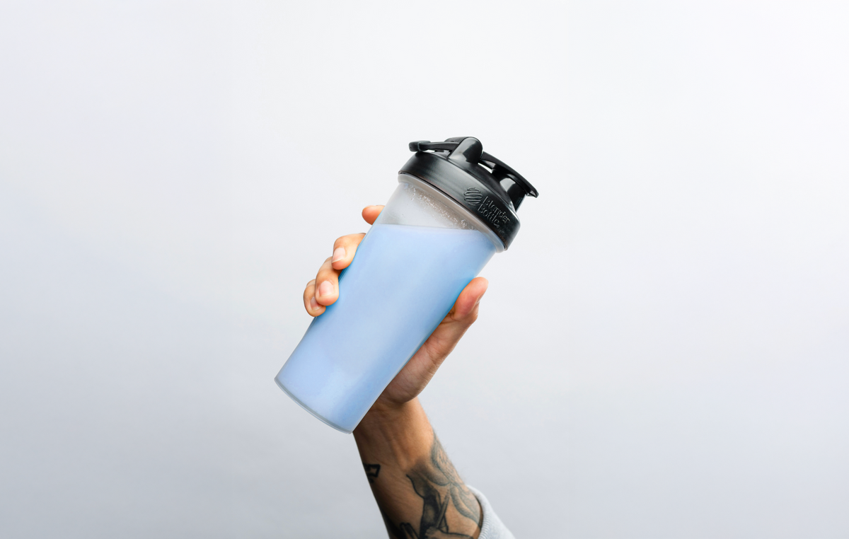 Guide complet : Qu’est-ce que la clear whey et quels sont ses bienfaits ?